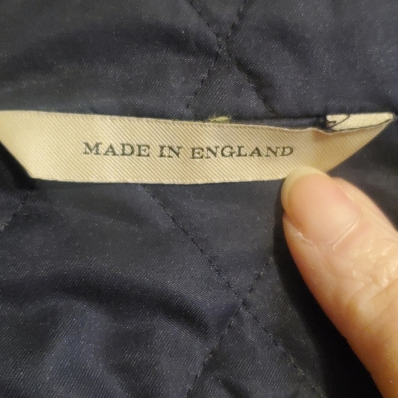 Burberry Navy Quilted Peacoat Nova check. Lined jacket. Sz small. - Picture 5 of 16